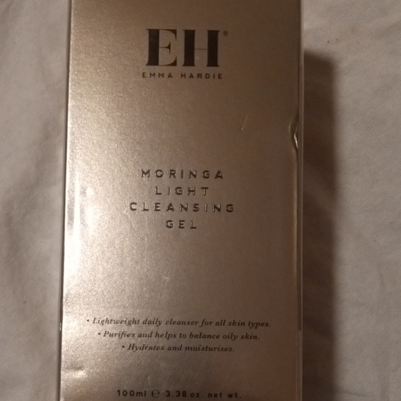 Emma Hardie Moringa Light Cleansing Gel - Picture 1 of 6